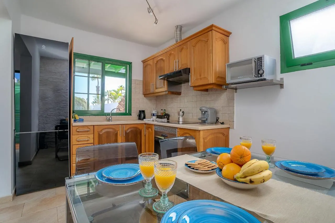 Vv Tamia By Hh Villa Playa Blanca